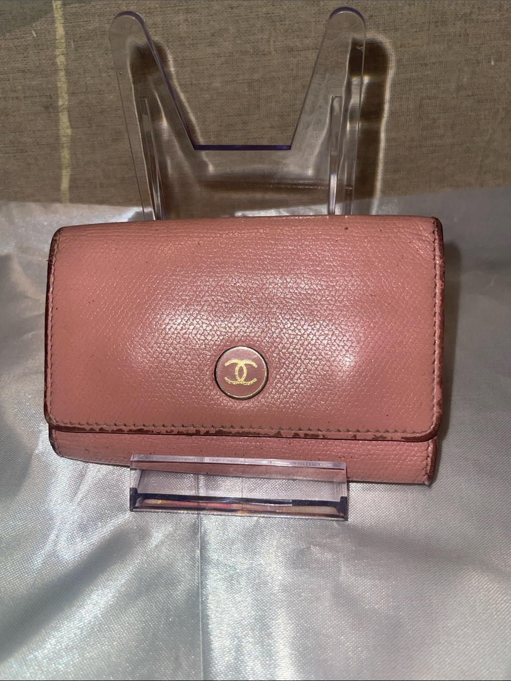 CHANEL Rose Pink Leather key case and card wallet with Gold CC Emblem